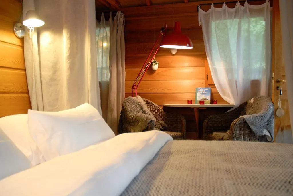 Orion Treehouses Saint-Paul-de-Vence Couette-café